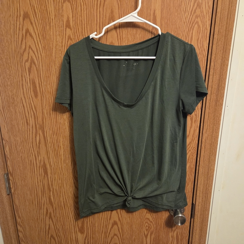 Antonio Melani Front Tie Shirt Medium Women's